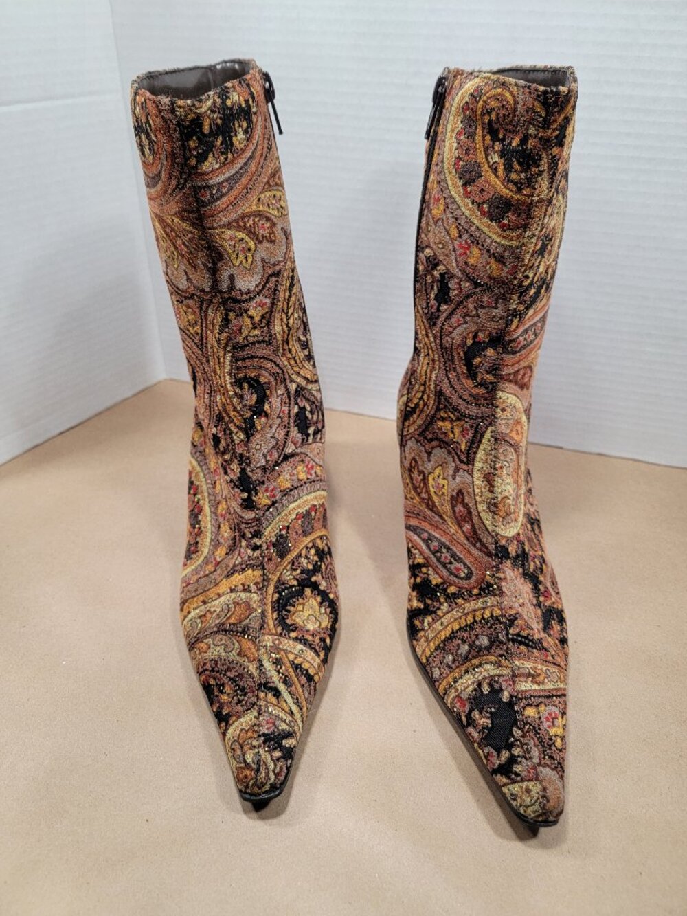 Vintage Predictions Size 8.5 W Paisley Print Mid-Calf Brocade Boots